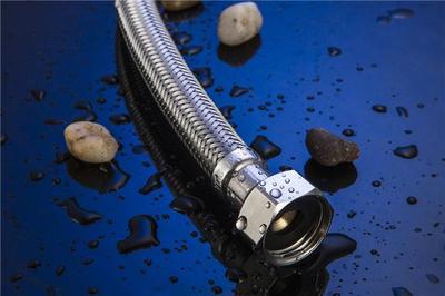 五金电器与机械设备专业拍摄全攻略 光影、构图与细节呈现